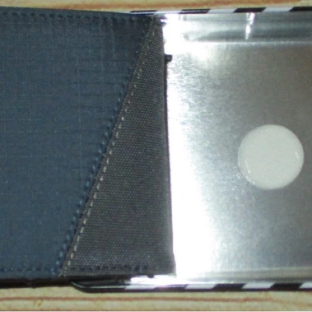 MENS VOLCOM BLUE GRAY BIFOLD WALLET WITH TIN GIFT BOX - Picture 4 of 4